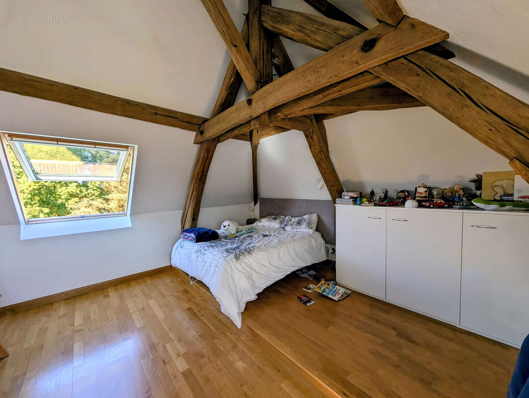 Maison à SAINT-JEAN-DE-BRAYE