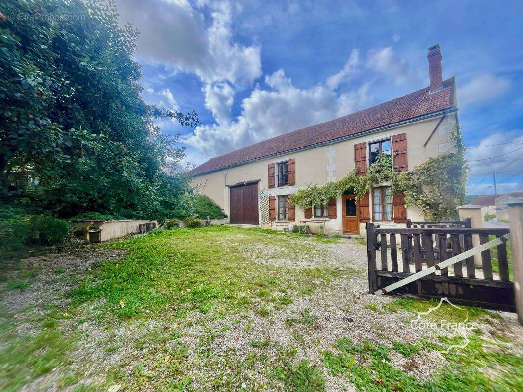 Maison à FONTENAILLES