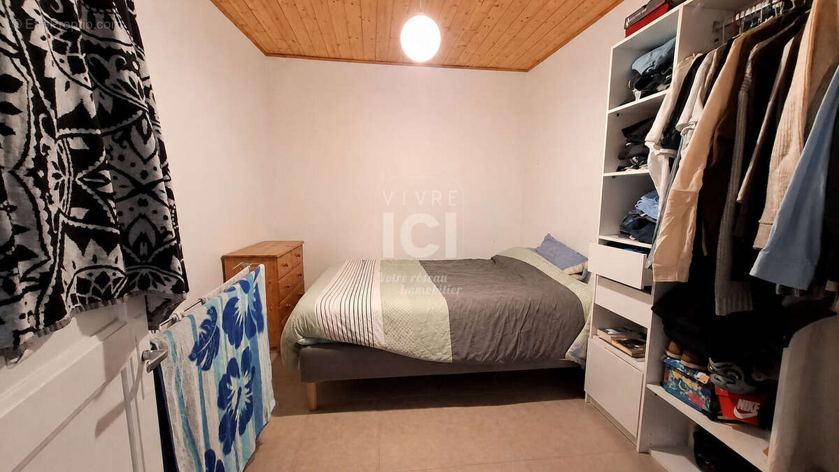Maison Rouans 4 pièce(s) 56.60 m2 + 85 m² de dépendances - photo 7