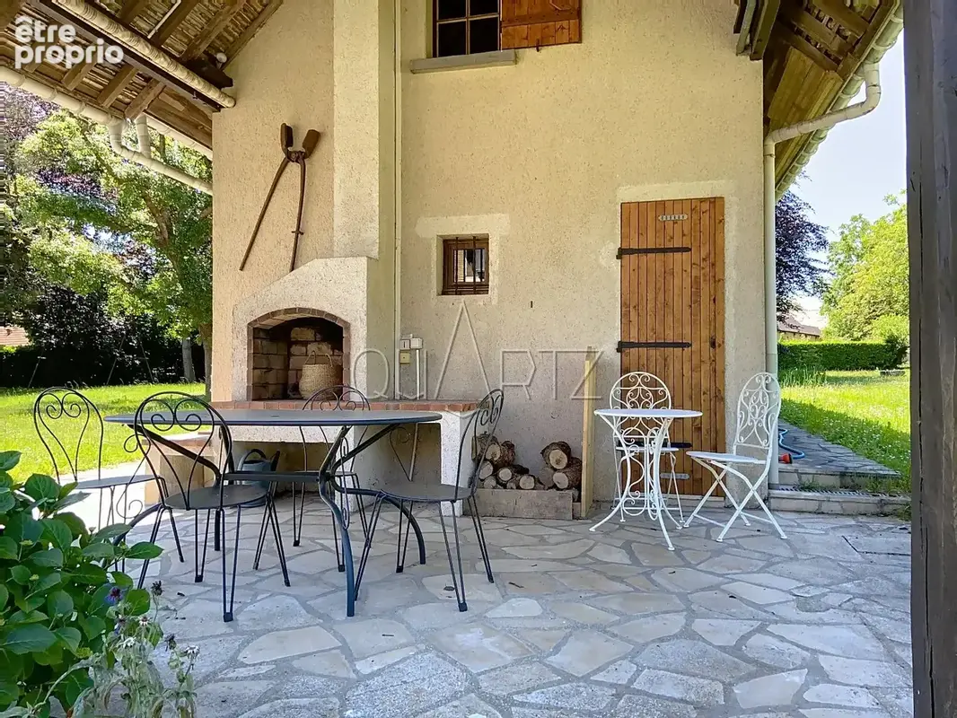 Maison 10 pièces 266 m² à vendre à Pacy-Sur-Eure (27120) - photo 4