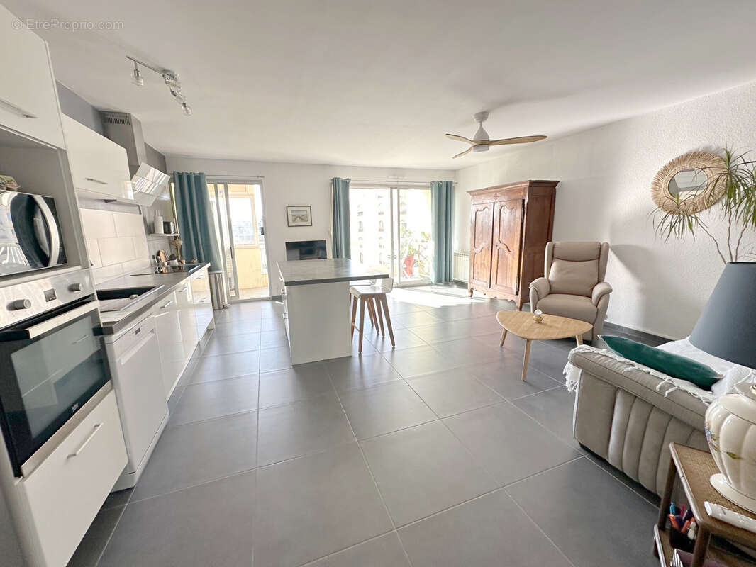 Appartement à CANDILLARGUES