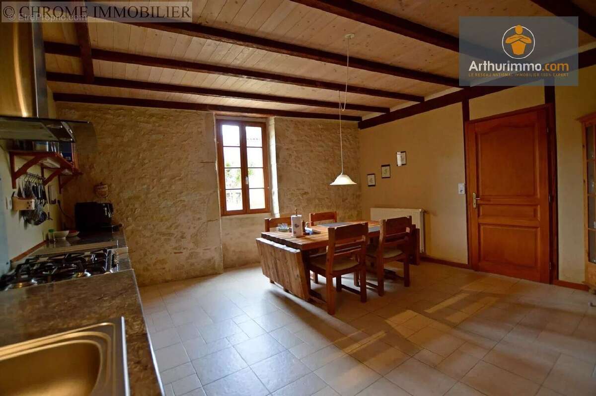 Maison à LANDERROUAT