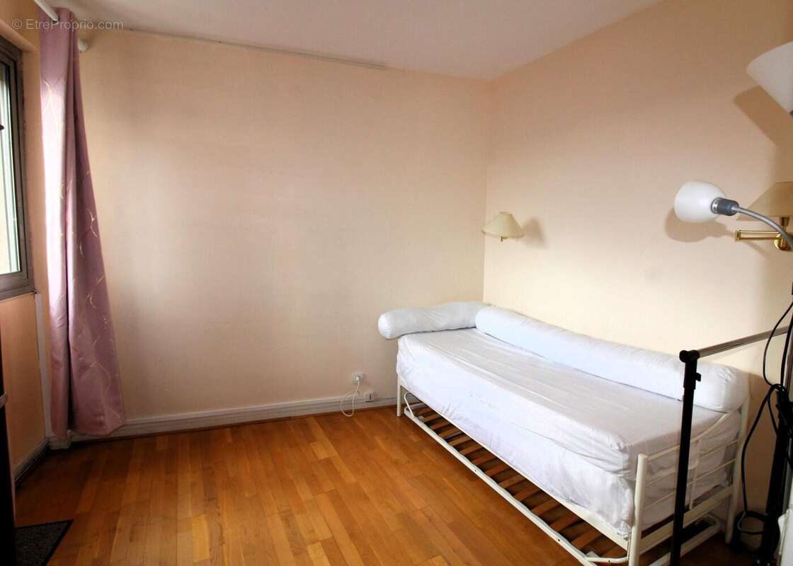 Photo 7 - Appartement à BOURG-LA-REINE