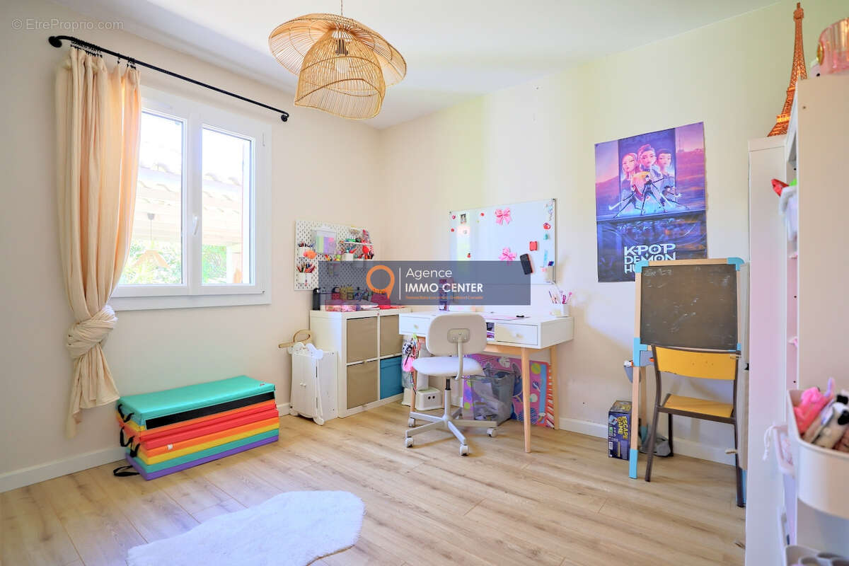 Maison T5 de plain pied avec piscine - photo 15