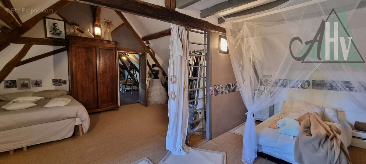 Maison à CHALAUTRE-LA-GRANDE