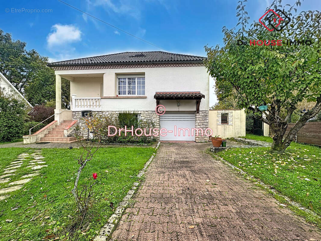 Maison à COULOUNIEIX-CHAMIERS