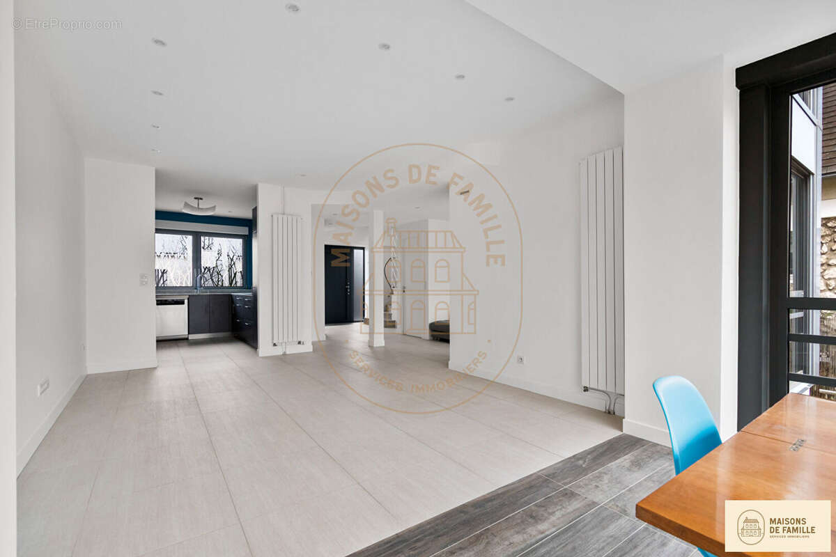 Maison à LE VESINET