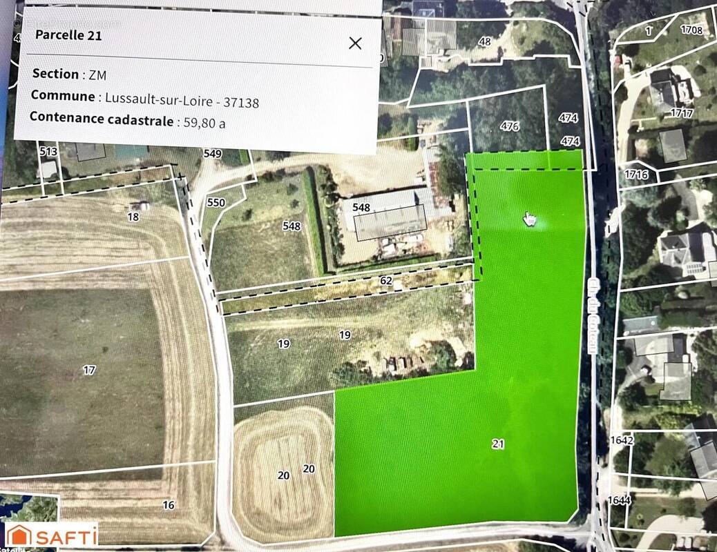 Photo 1 - Terrain à LUSSAULT-SUR-LOIRE
