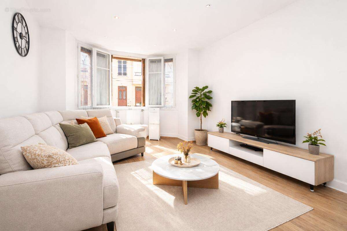 Appartement à SAINT-RAPHAEL