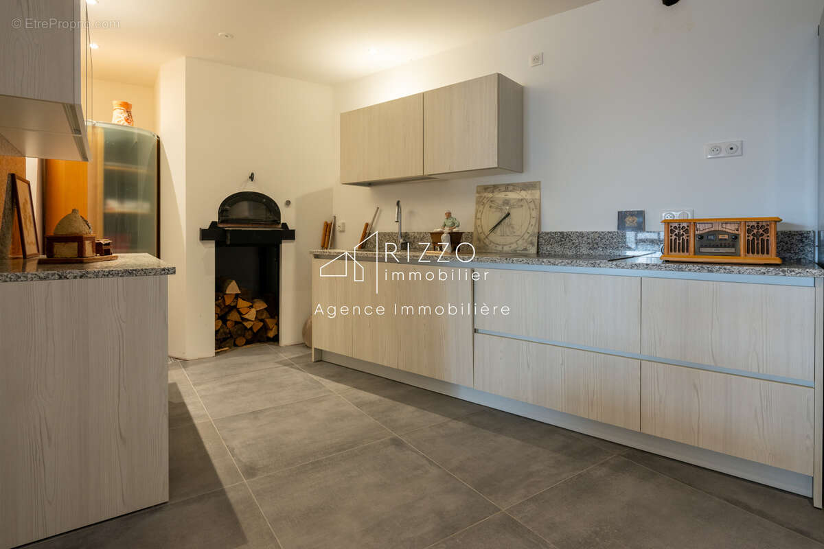 COUP DE COEUR THOIRY - Villa lumineuse avec vue Mont Blanc - photo 24