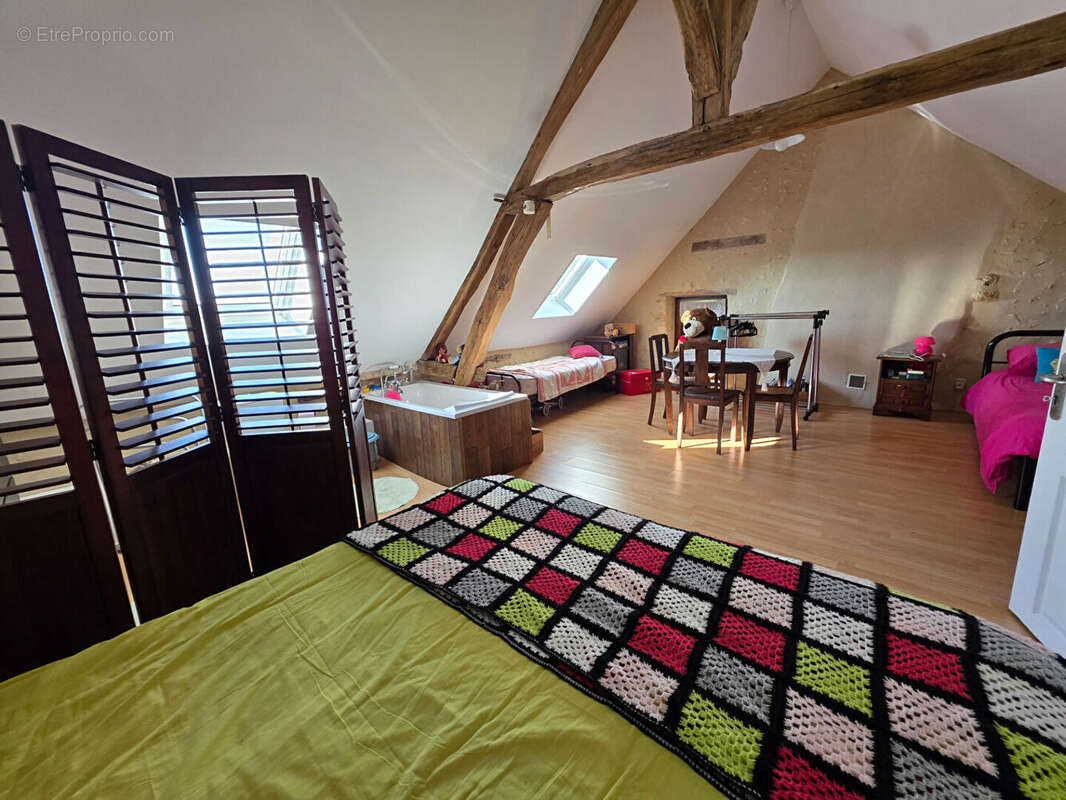 Maison à LE GUE-DE-LA-CHAINE