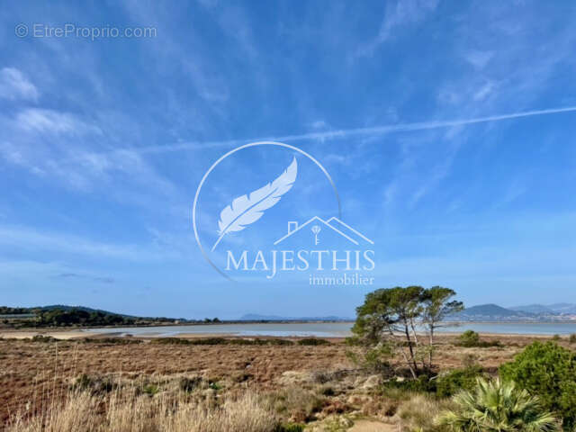 Appartement à HYERES