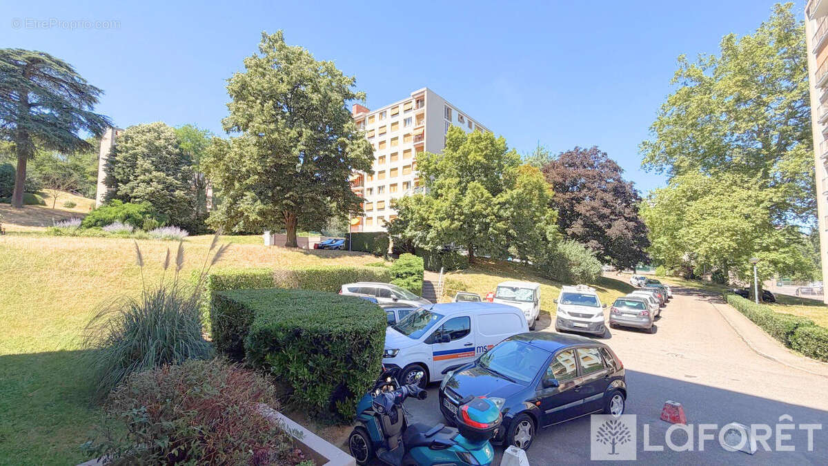 Appartement La Mulatiere 4 pièce(s) 78 m2 - photo 7