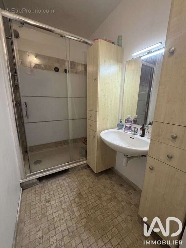 Appartement 77 m² à Reims  - photo 4