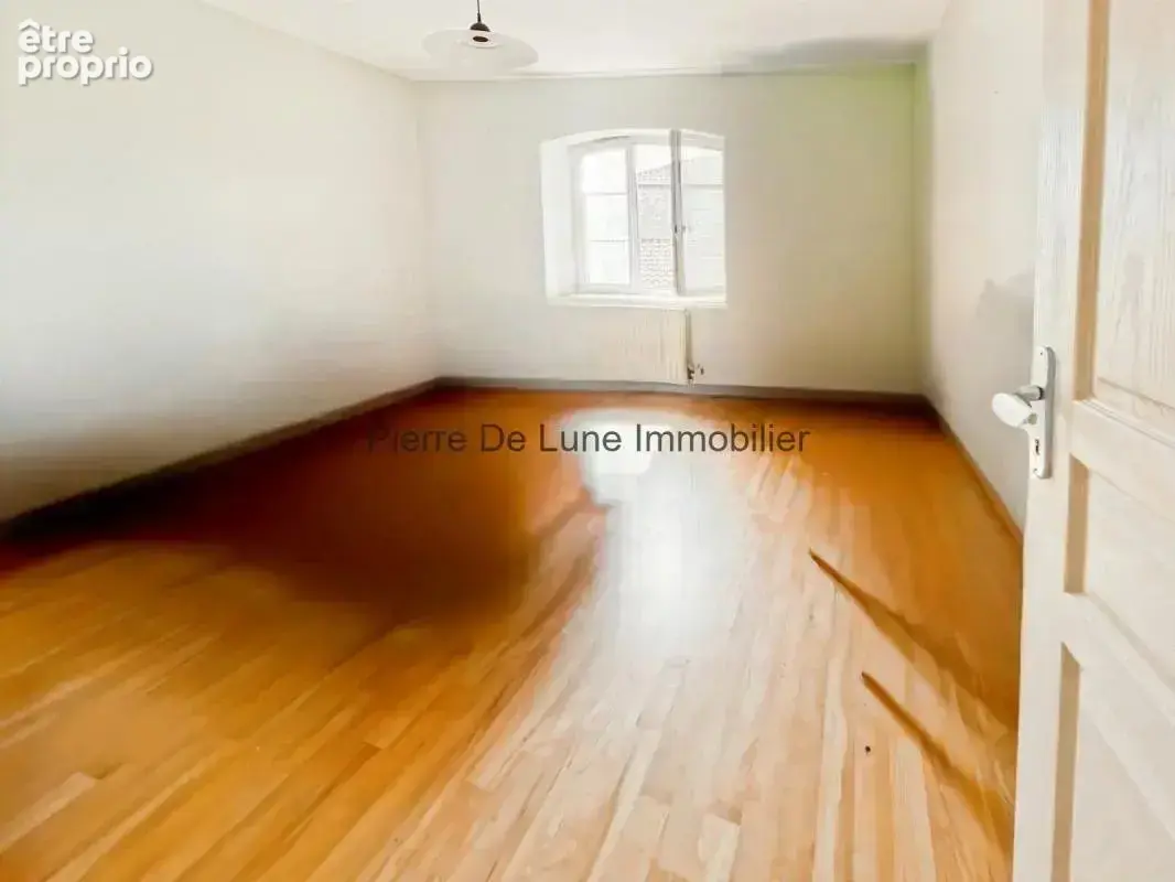 Appartement 3 pièces 110 m² à vendre à Chamelet (69620) - photo 4