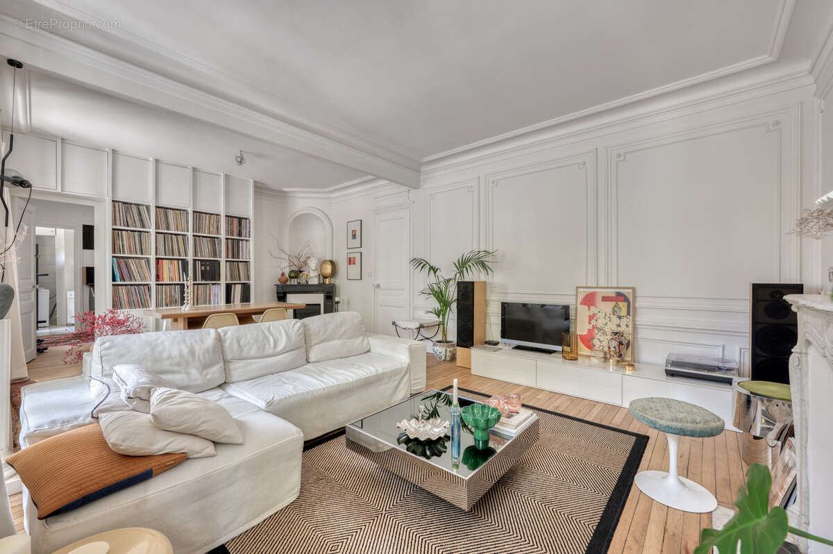 Appartement à PARIS-18E