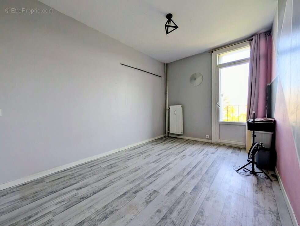 Appartement à LONGVIC