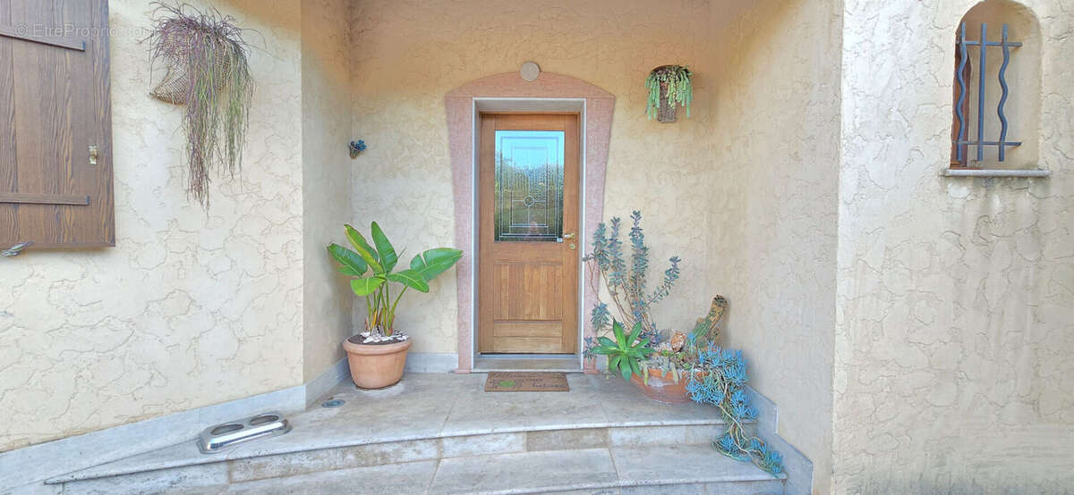 Maison à CAGNES-SUR-MER