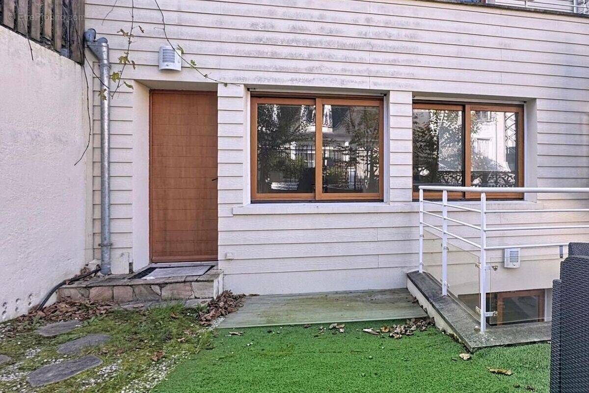 Appartement à CHAVILLE