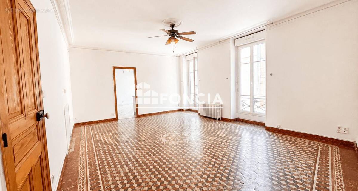 Appartement à NIMES