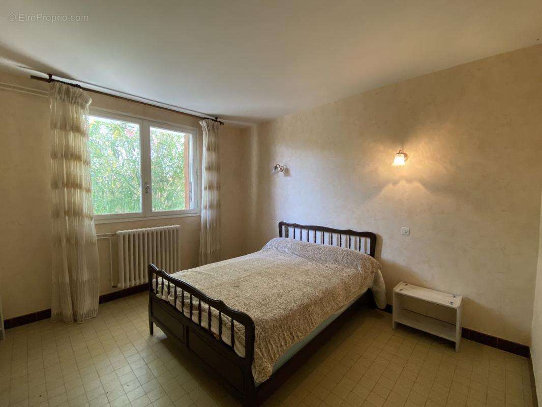 Maison 8 pièces 215 m² Balma  Grand terrain au calme - photo 16
