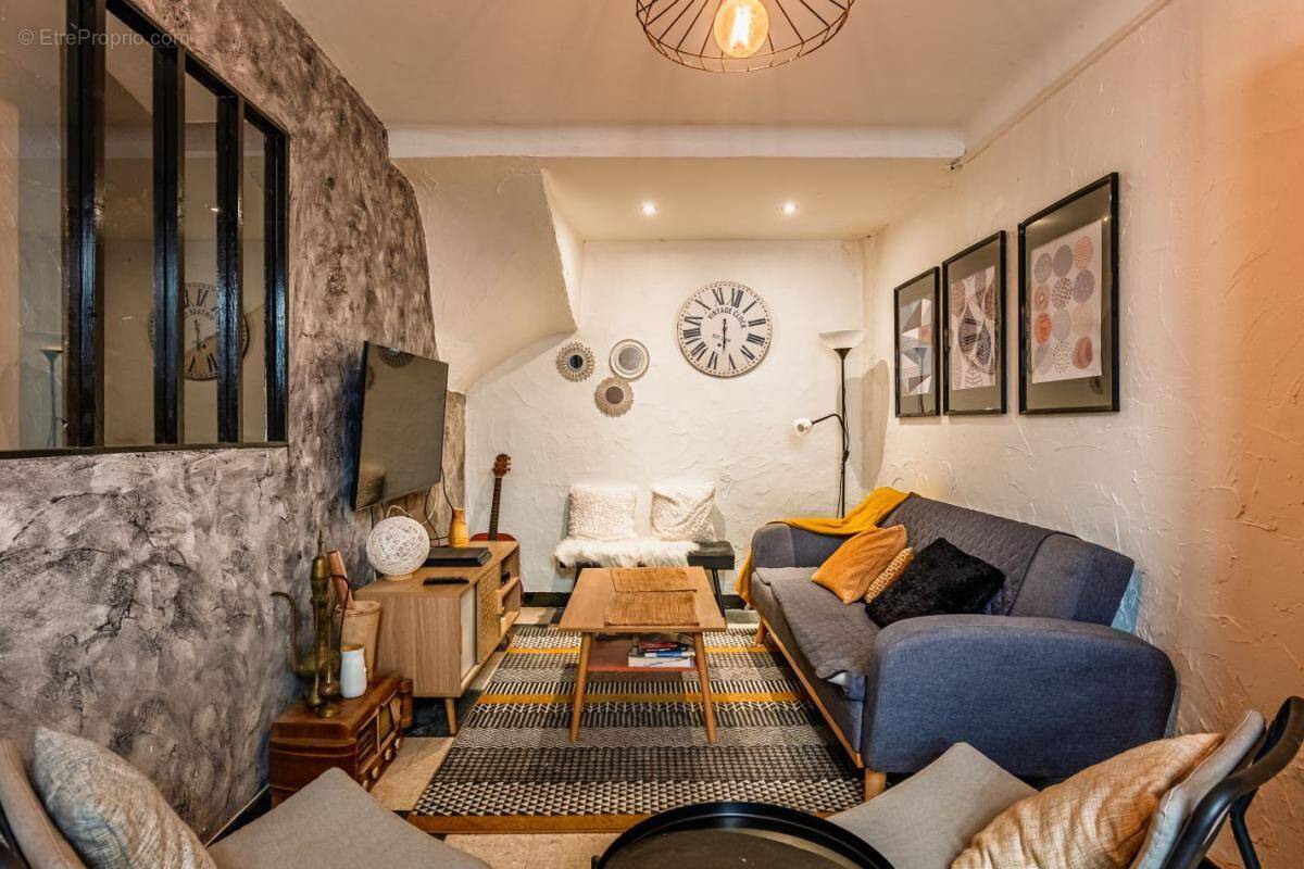 Maison à BESSAN