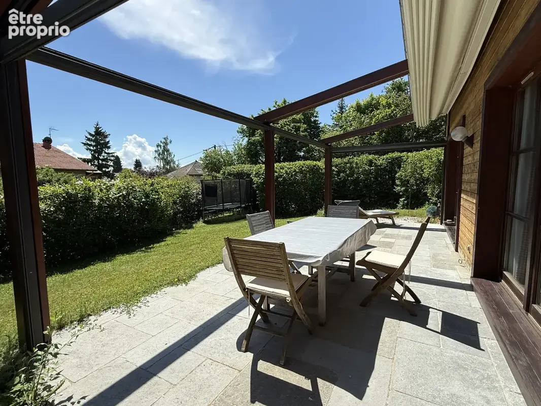 Maison bois 6 pièces à vendre à Grilly   4 chambres   Terrain 1 100 m2   Proche Divonne-les-Bains et Suisse - photo 4