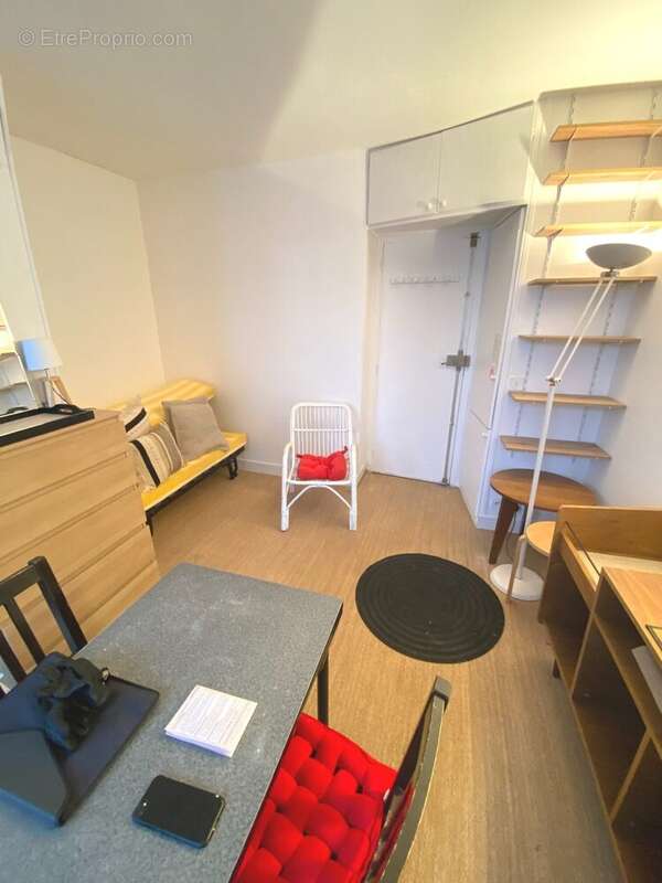 Appartement à PARIS-19E