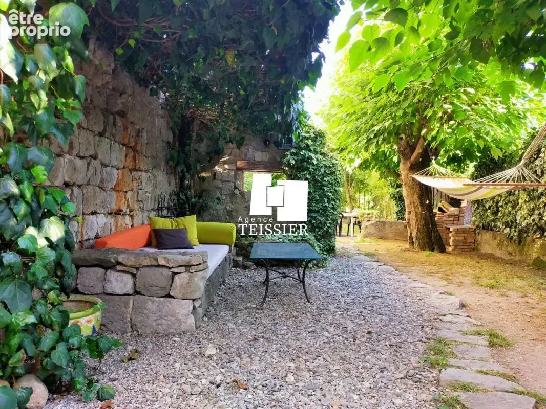 Sud Ardèche : 07460 Casteljau Maison de hameau avec jardin - photo 2