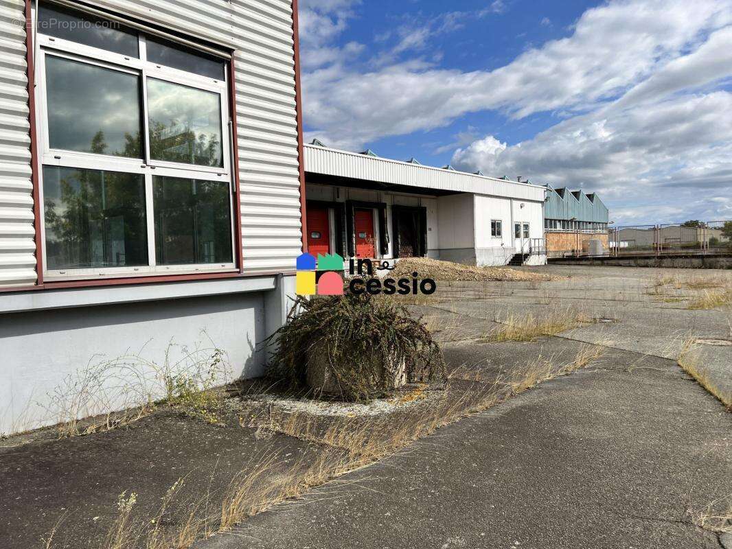 Opportunité immobilière et foncière, super emplacement zone i - photo 3