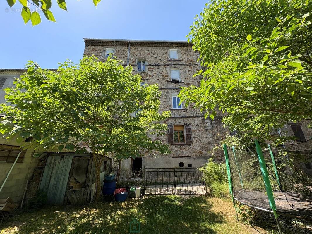 Appartement à BESSEGES