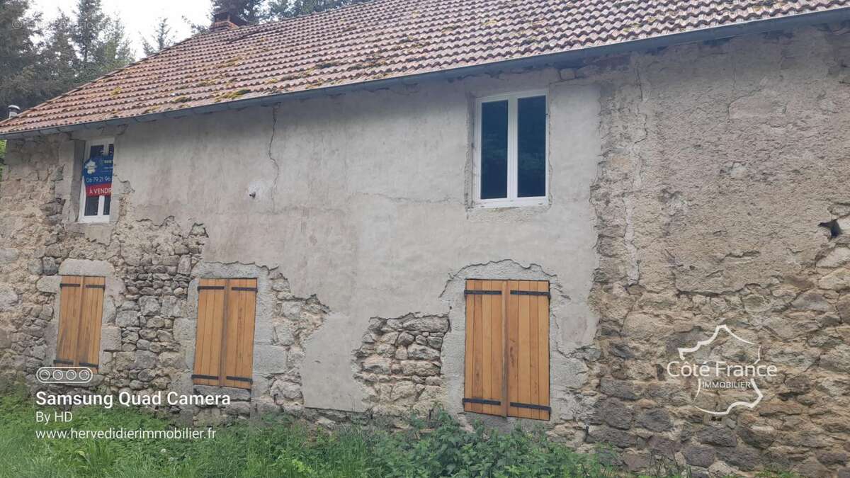 Maison à ROUGNAT