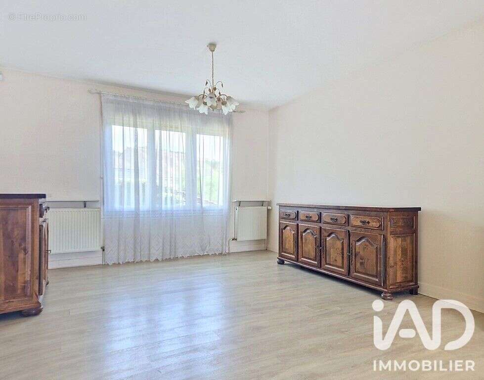 Maison 150 m² à Ozoir-La-Ferriere  - photo 9