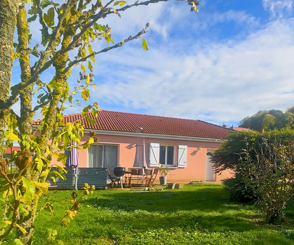 Maison à VINZELLES