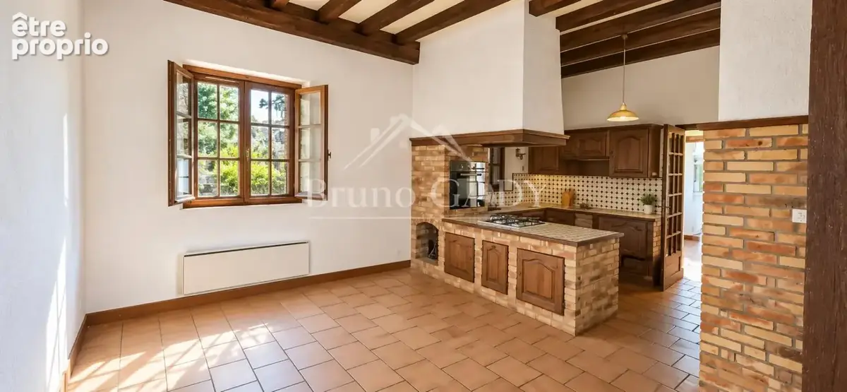 Ensemble immobilier en pierre composé de deux maison totalisant environ 262m2. sur parcelle de 13405M2 - photo 9