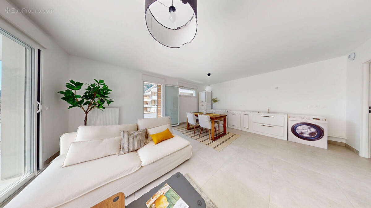 Appartement à SASSENAGE