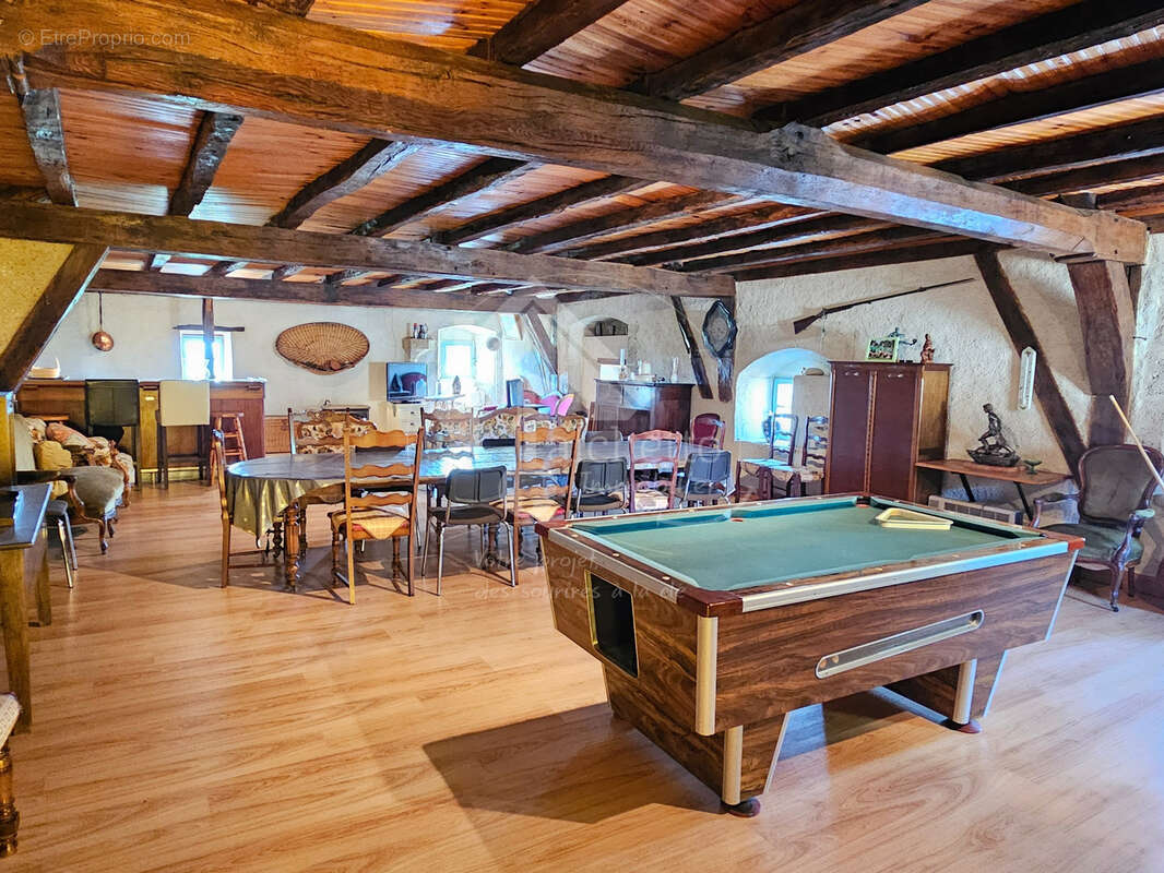 Maison à SAINT-POURCAIN-SUR-SIOULE