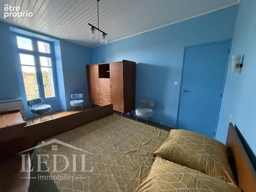 Maison de village avec terrasse et cour - photo 10