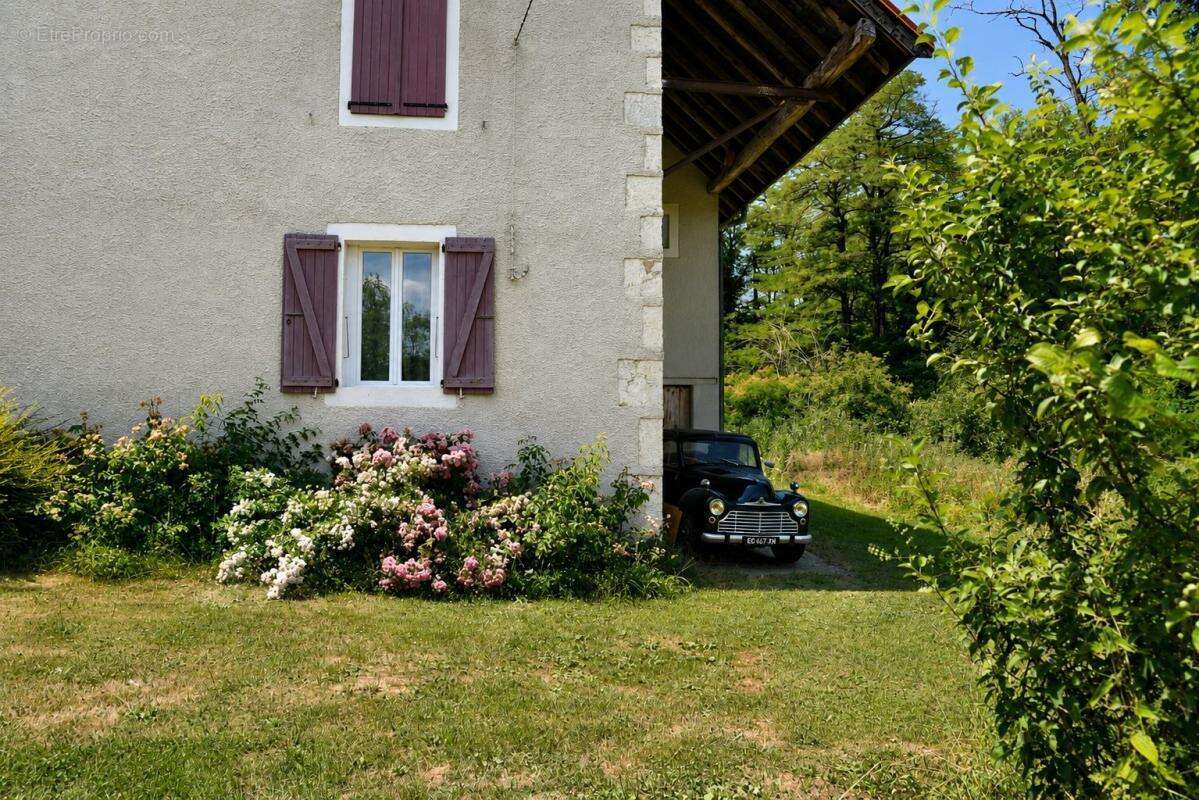 Maison à ALBENS