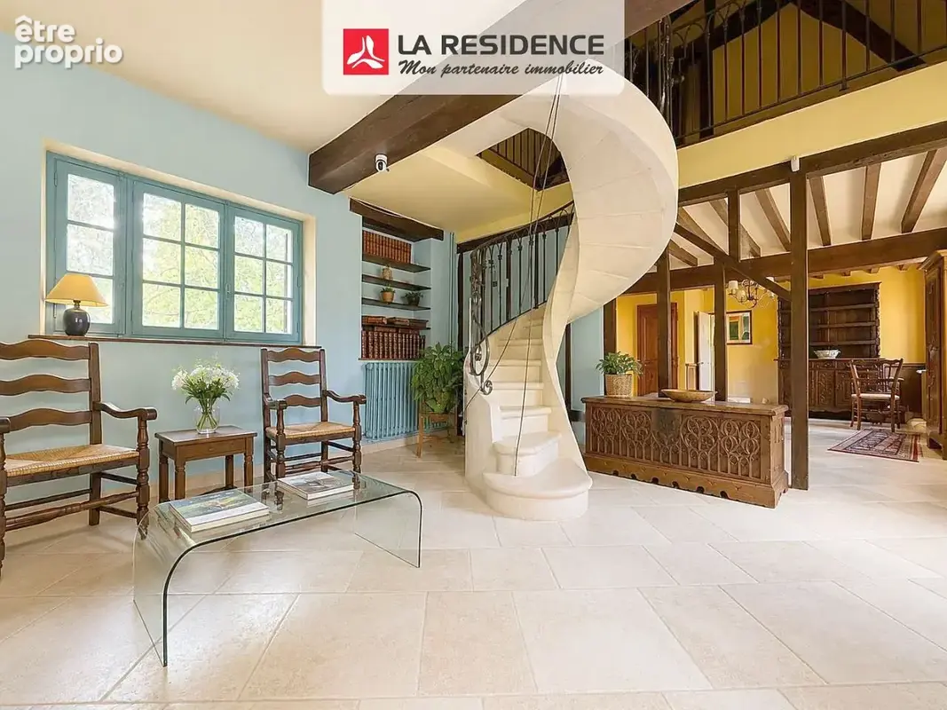 Maison 9 pièces 206 m² à vendre à La Villeneuve-En-Chevrie (78270) - photo 2