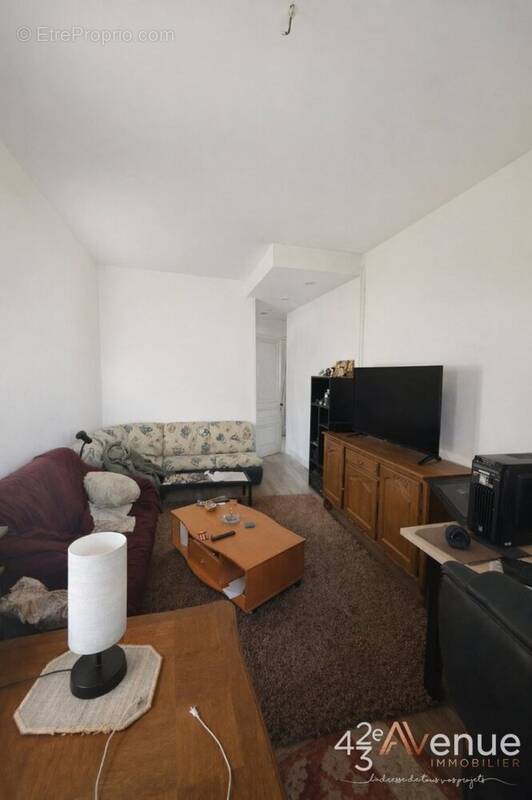 Appartement à SAINT-ETIENNE
