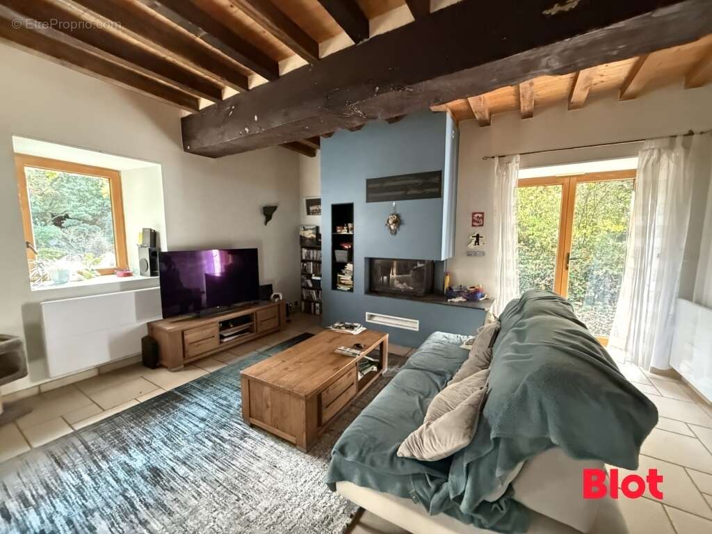 Maison à PIRE-SUR-SEICHE