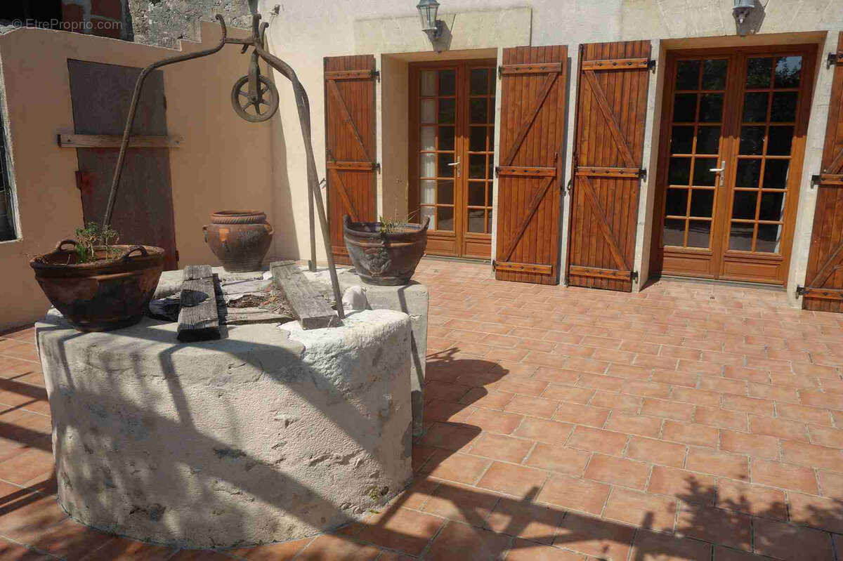 Au calme dans un hameau avec commerces à proximité - photo 7
