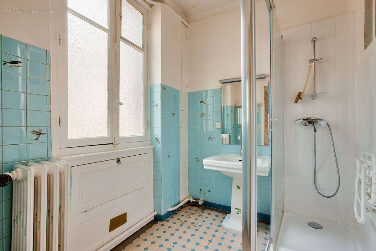 Appartement à PARIS-11E