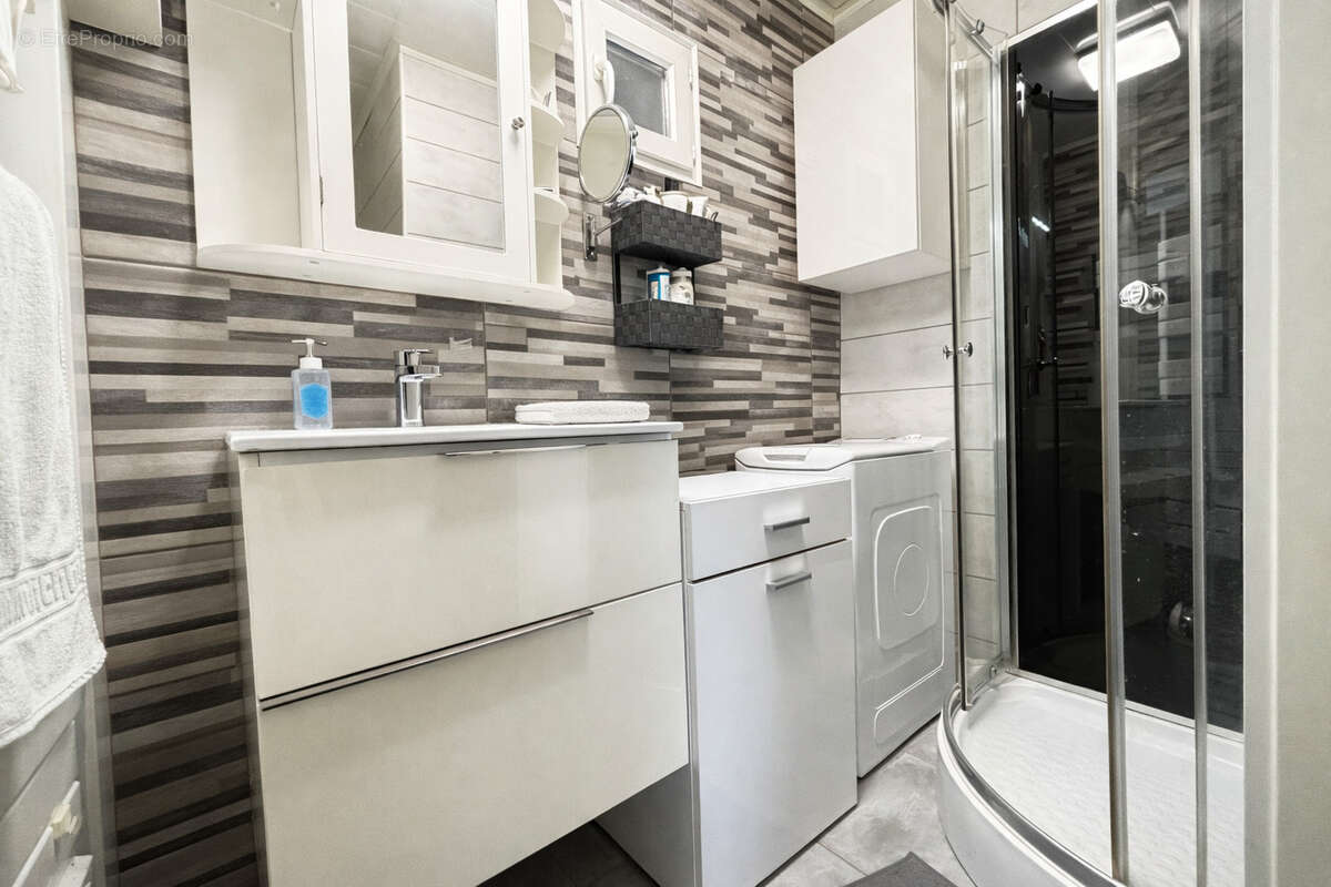 Appartement à VENISSIEUX