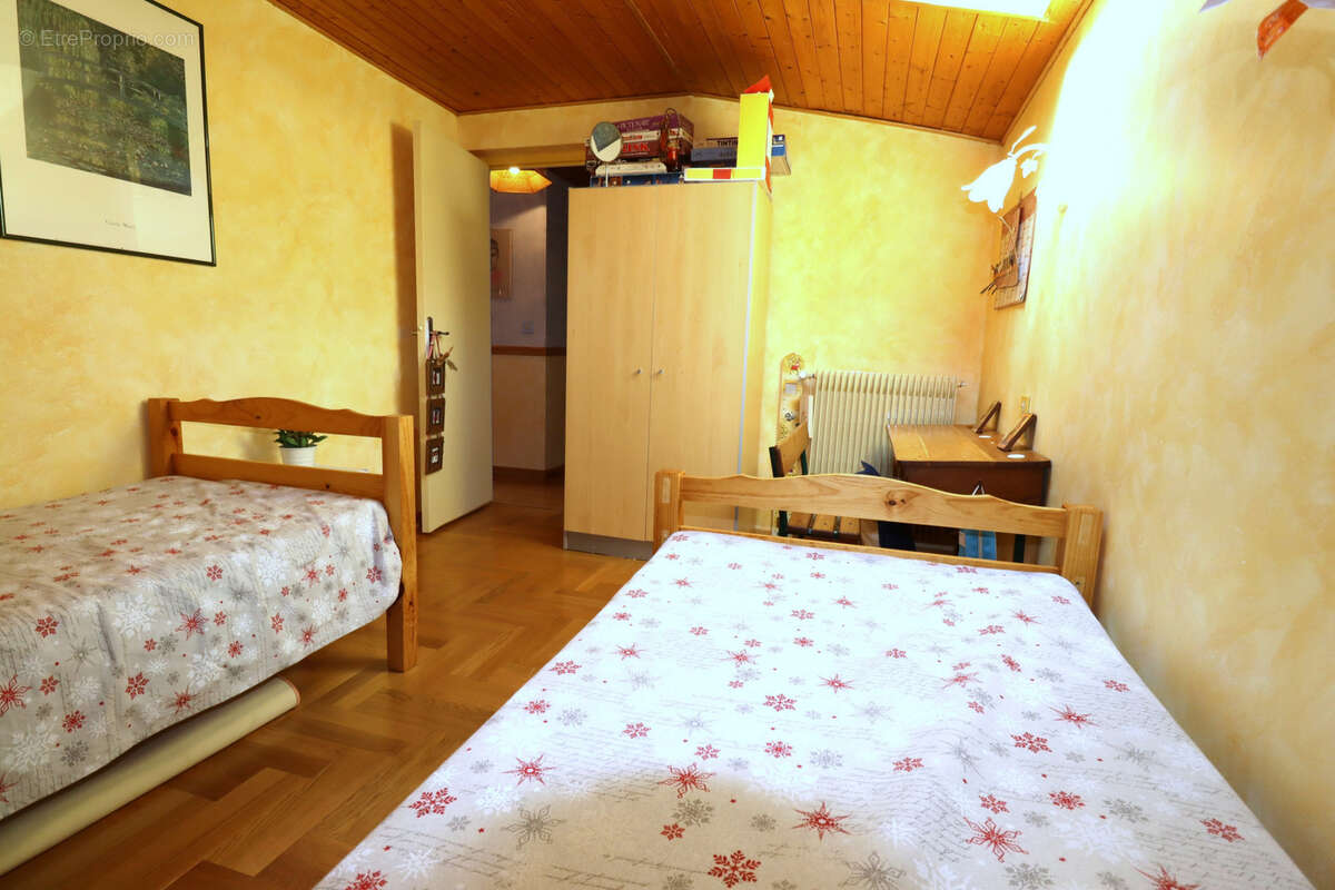 Appartement 3 chambres  au cœur des remparts - photo 13