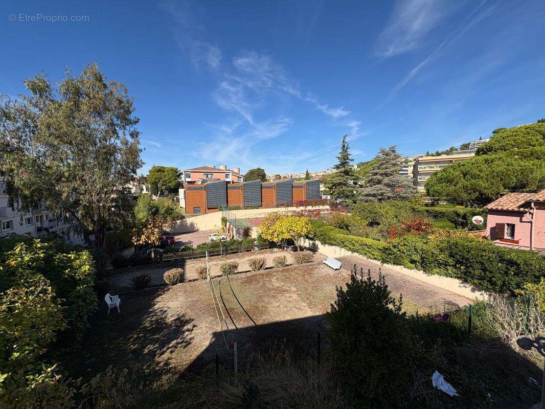 Appartement à LE CANNET