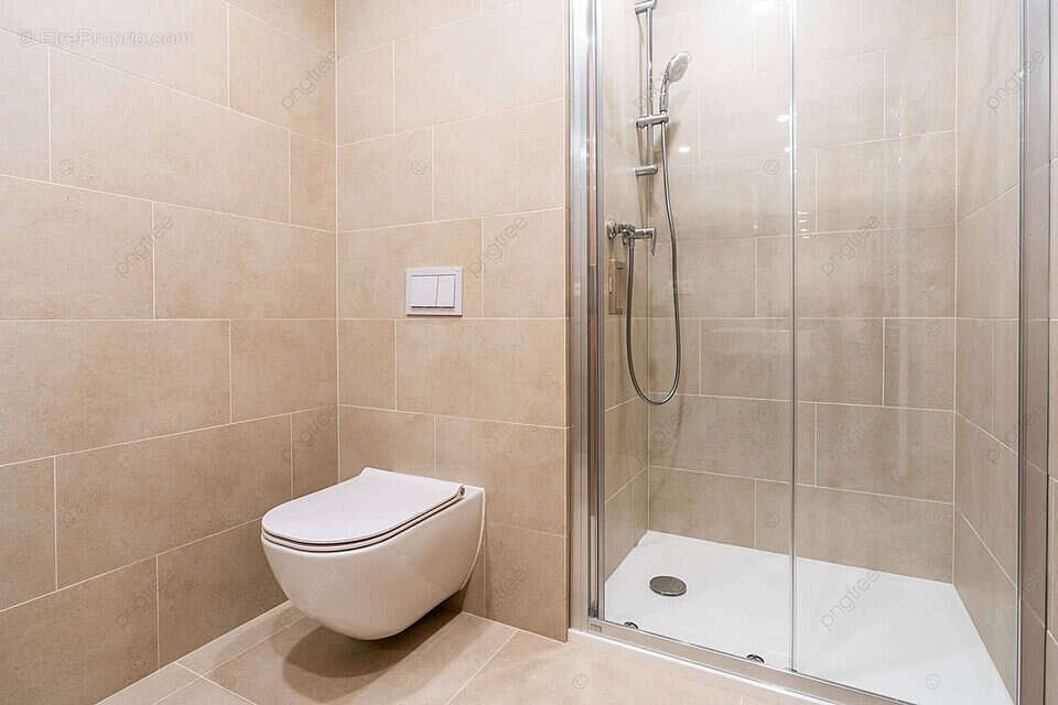 Appartement à AURIBEAU-SUR-SIAGNE