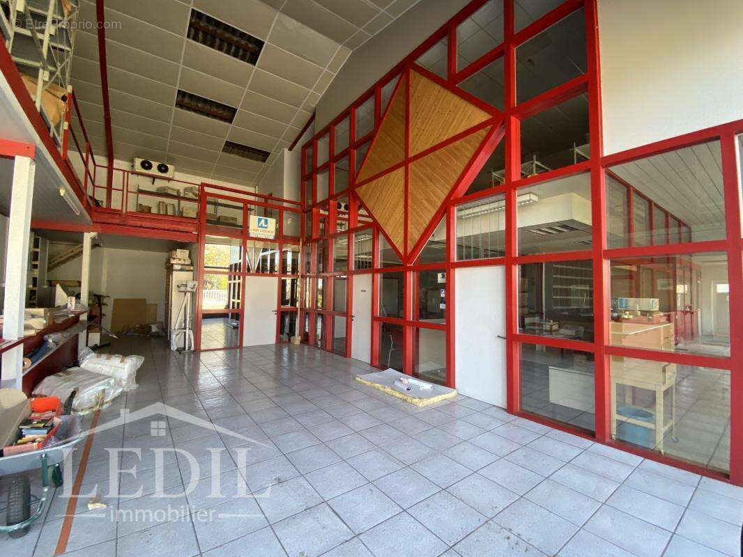 Commerce à CAZAUBON