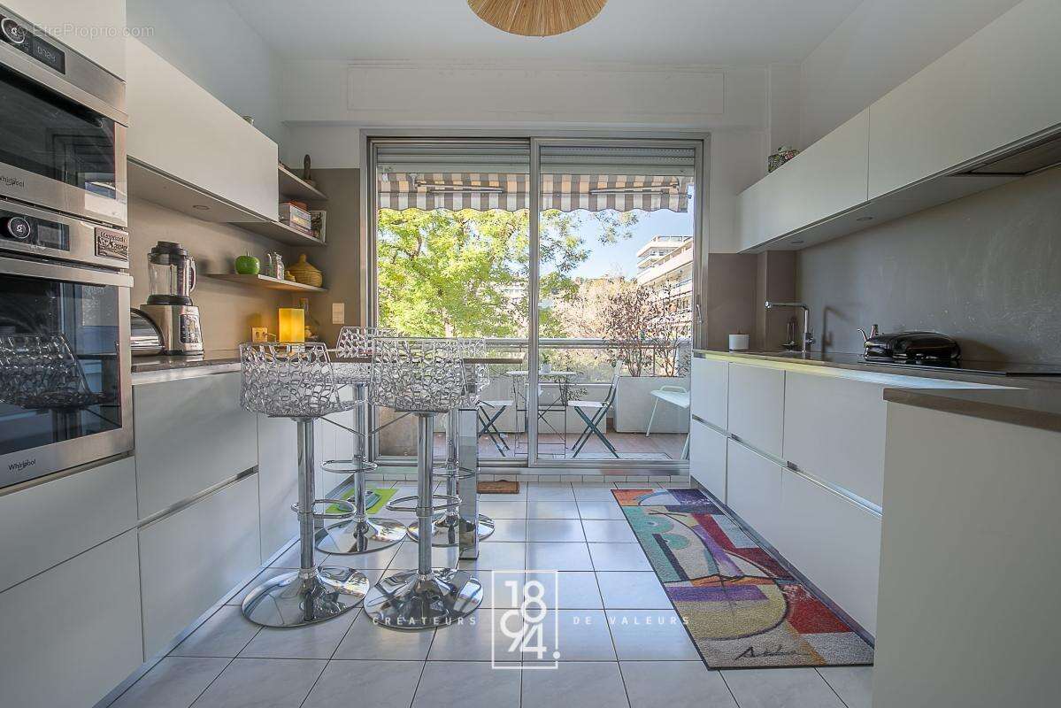 Appartement à MARSEILLE-8E